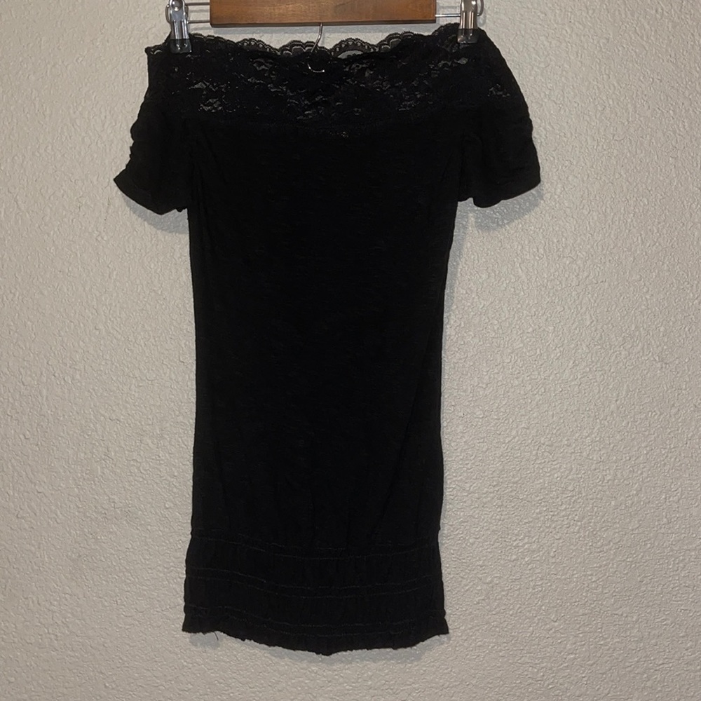 Janice off the shoulder top